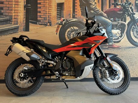 2026 KTM 790 Adventure, оранжевый, 1449900 рублей, вид 3