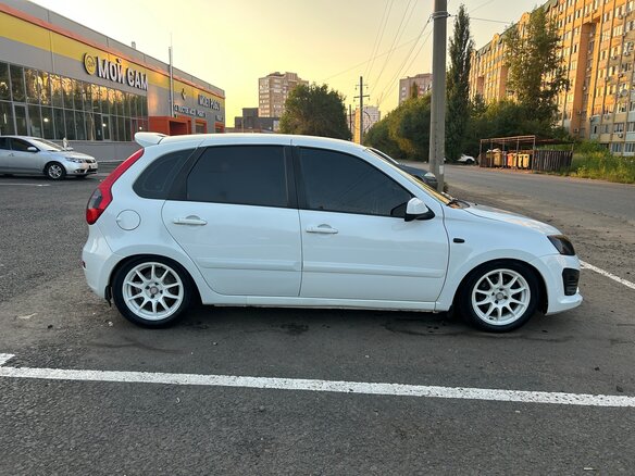 2013 Lada (ВАЗ) Kalina II, белый - вид 2