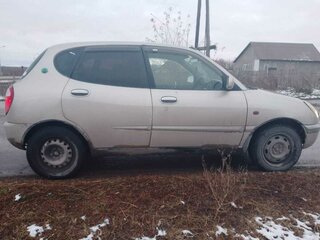 1998 Daihatsu Storia I (M100), серый, 220000 рублей, вид 5