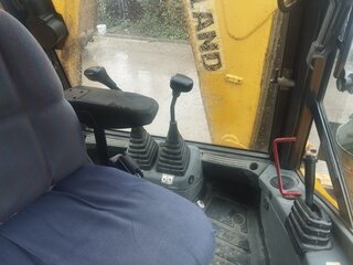 2007 New Holland LB110, 3000000 рублей, вид 5
