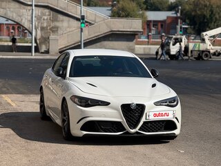 2020 Alfa Romeo Giulia Quadrifoglio II (952) Рестайлинг, белый, 5690000 рублей, вид 4