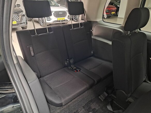 2010 Toyota ISis I Рестайлинг, чёрный, 1150000 рублей - вид 21