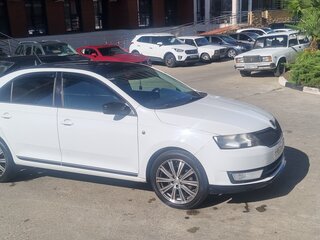 2017 Skoda Rapid I Рестайлинг, белый, 1000000 рублей, вид 2