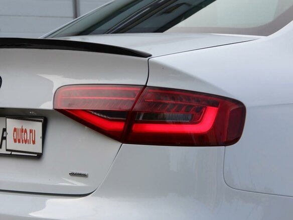 2013 Audi A4 IV (B8) Рестайлинг, белый - вид 12