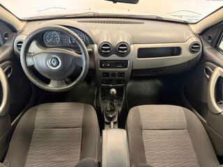 2014 Renault Sandero I, серебристый, 380000 рублей, вид 4