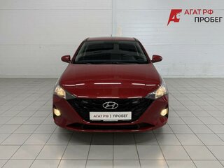 2021 Hyundai Solaris II Рестайлинг, красный, 1650000 рублей, вид 2