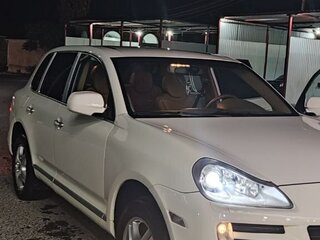 2009 Porsche Cayenne S I Рестайлинг (957), белый, 1350000 рублей, вид 1