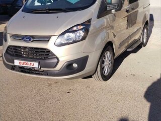 2017 Ford Tourneo Custom SWB I, бежевый, 3300000 рублей, вид 3