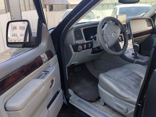 2003 Lincoln Aviator I, чёрный, 999000 рублей, вид 3