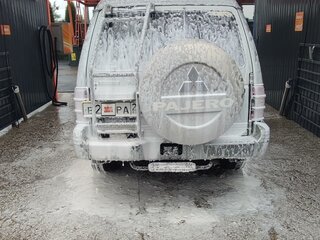1995 Mitsubishi Pajero II, серебристый, 750000 рублей, вид 4