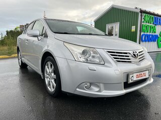 2010 Toyota Avensis III, серебристый, 1350000 рублей, вид 2