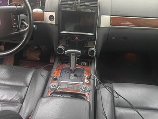2008 Volkswagen Touareg I Рестайлинг, чёрный, 920000 рублей, вид 5