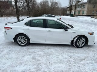 2018 Toyota Camry Japan Market VIII (XV70), белый, 2500000 рублей, вид 3