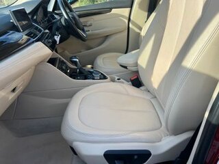 2016 BMW 2 серии Active Tourer 218i F45, красный, 1480000 рублей, вид 3