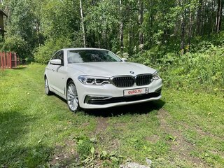 2018 BMW 5 серии 530i xDrive VII (G30/G31/G38), белый, 4490000 рублей, вид 4