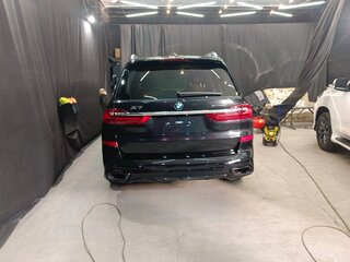 2020 BMW X7 40i I (G07), чёрный, 6550000 рублей, вид 1