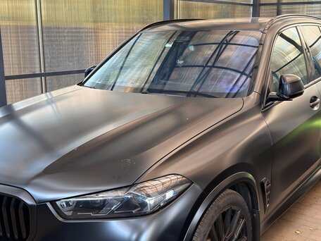 2025 BMW X5 40i IV (G05/G18) Рестайлинг, чёрный, 13550000 рублей, вид 4