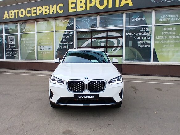 2022 BMW X4 20i II (G02) Рестайлинг, белый, 5595000 рублей - вид 10