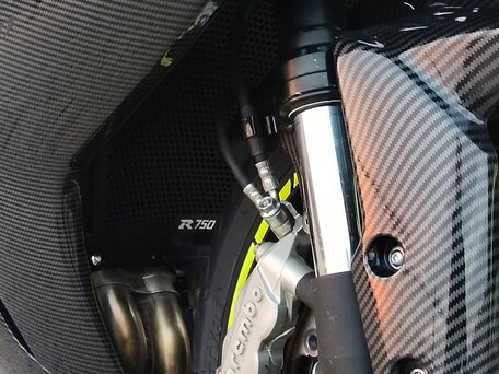 2011 Suzuki GSX-R 750, чёрный, 700000 рублей, вид 3