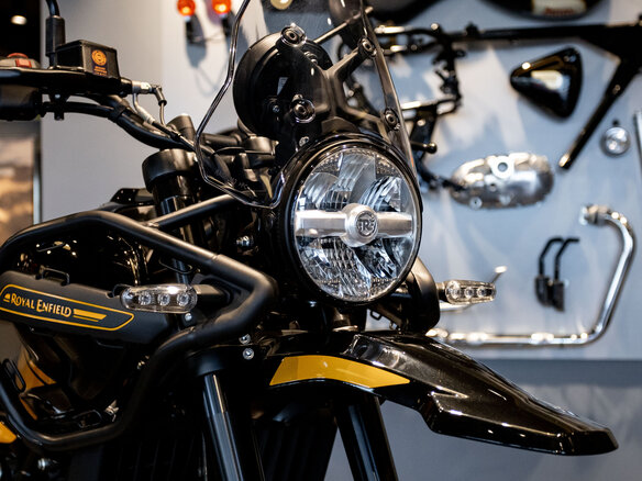 2025 Royal Enfield Himalayan, чёрный, 615000 рублей - вид 14