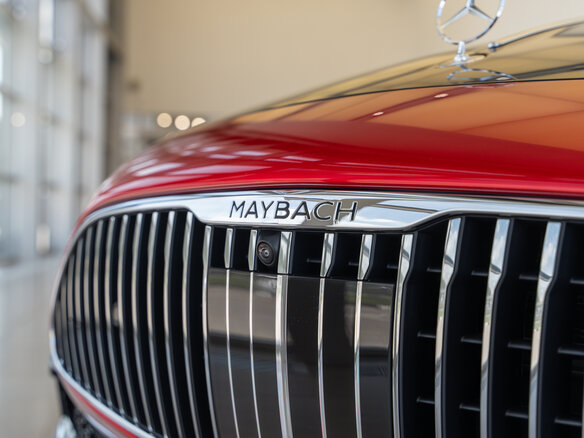 2025 Mercedes-Benz Maybach SL, красный - вид 26