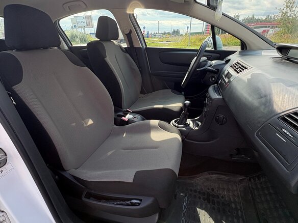 2009 Citroen C4 I Рестайлинг, белый, 320000 рублей - вид 4