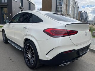 2020 Mercedes-Benz GLE Coupe 400 d II (C167), белый, 7200000 рублей, вид 3