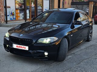 2010 BMW 5 серии 550i VI (F10/F11/F07), чёрный, 2500000 рублей, вид 1