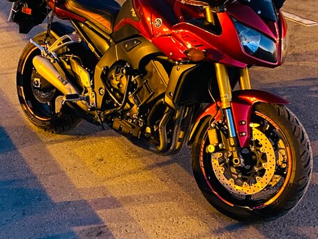 2006 Yamaha FZ1, красный, 650000 рублей, вид 1