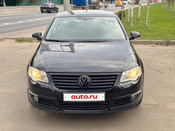 2010 Volkswagen Passat B6, чёрный - вид 1