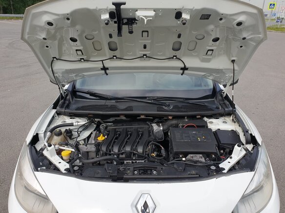 2013 Renault Fluence I, белый, 550000 рублей - вид 8
