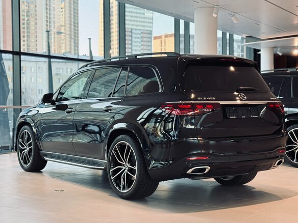 2024 Mercedes-Benz GLS 450 II (X167) Рестайлинг, чёрный, 23500000 рублей - вид 1