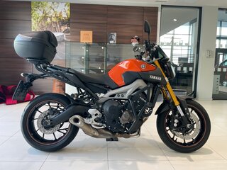 2014 Yamaha MT-09 (FZ-09), оранжевый, 700000 рублей, вид 2