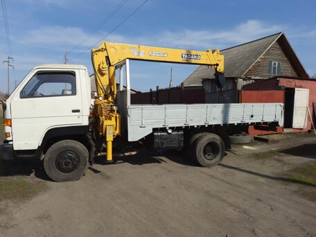 1994 Isuzu Forward (F-Series), белый, 2500000 рублей, вид 3