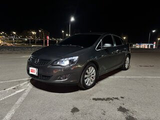 2011 Opel Astra J, серый, 840000 рублей, вид 1