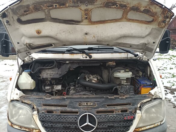 2004 Mercedes-Benz Sprinter, белый, 1300000 рублей - вид 8