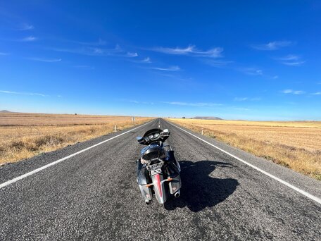 2011 Victory Cross Country, чёрный, 889000 рублей, вид 2