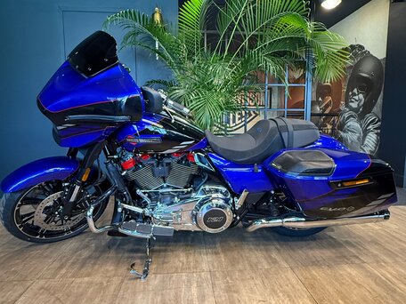 2026 Harley-Davidson CVO Street Glide, синий, 5850000 рублей, вид 1
