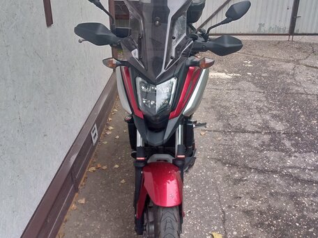 2018 Honda NC 750X, красный, 700000 рублей, вид 2