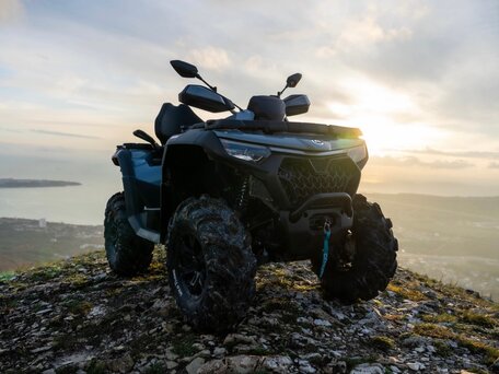 2025 CFMoto CFORCE 1000 EPS, серый, 1511900 рублей, вид 1