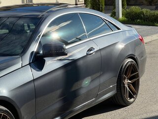 2013 Mercedes-Benz E-Класс 500 IV (W212, S212, C207) Рестайлинг, серый, 2450000 рублей, вид 4
