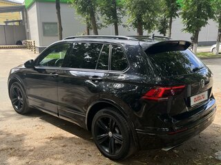 2019 Volkswagen Tiguan II, чёрный, 2700000 рублей, вид 5