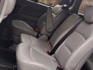 2013 Hyundai Grand Starex I, серый, 1555555 рублей, вид 5
