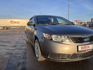 2011 Kia Cerato 5-speed II, серый, 920000 рублей, вид 5