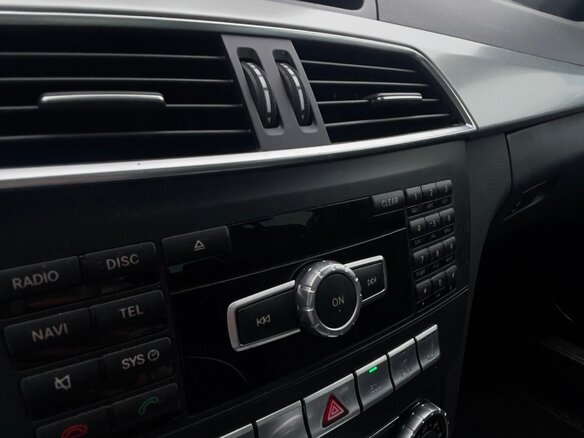 2013 Mercedes-Benz C-Класс 250 III (W204) Рестайлинг, чёрный - вид 9