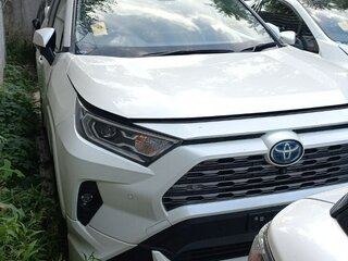 2020 Toyota RAV4 V (XA50), белый, 4000000 рублей, вид 3