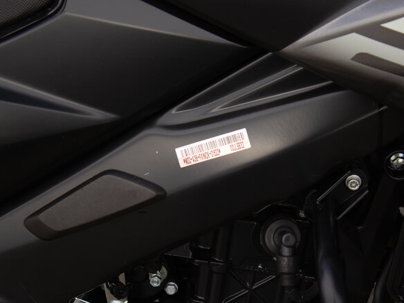 2023 Bajaj Pulsar NS 200, серебристый, 320000 рублей - вид 5