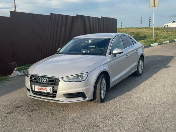 2013 Audi A3 III (8V), серый - вид 1