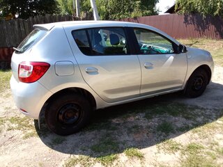 2014 Renault Sandero II, серый, 500000 рублей, вид 3