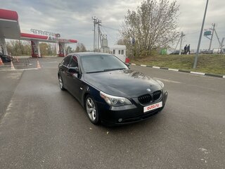 2005 BMW 5 серии 525i V (E60/E61), чёрный, 800000 рублей, вид 2